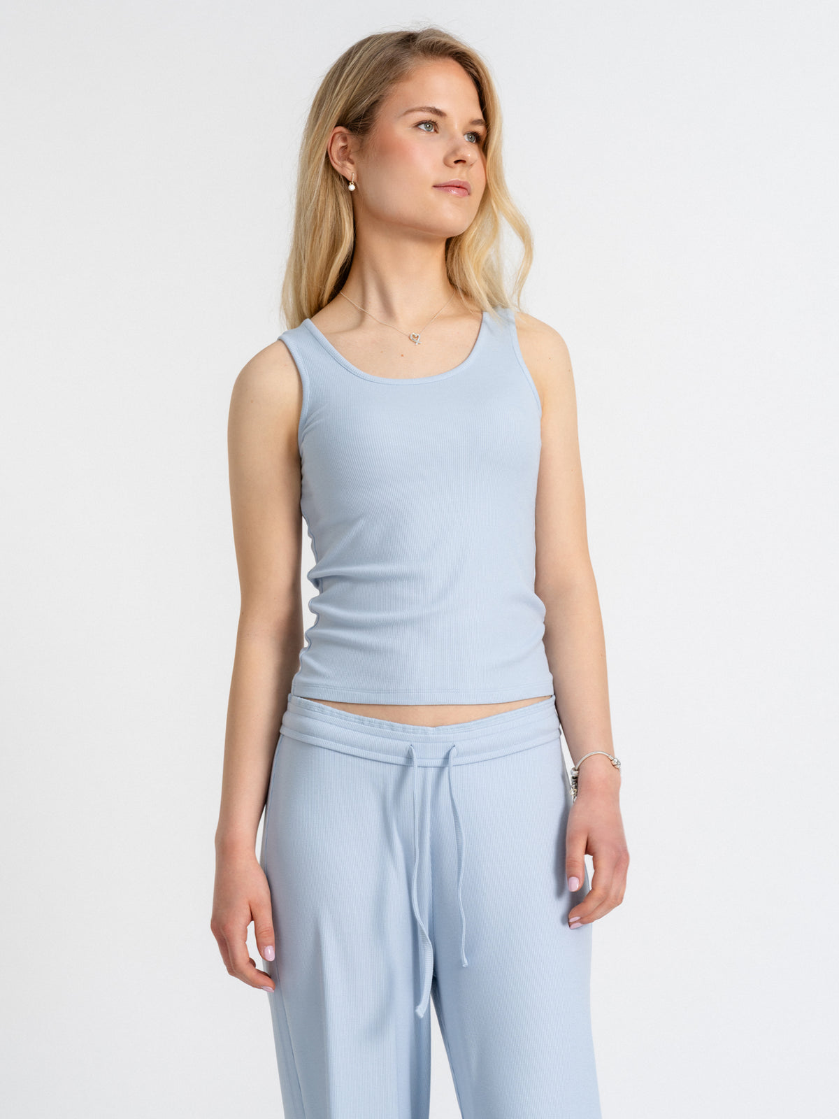 Joluun Anna Loungwear Top hellblau - super weiche Modal Elasthan Rippe 