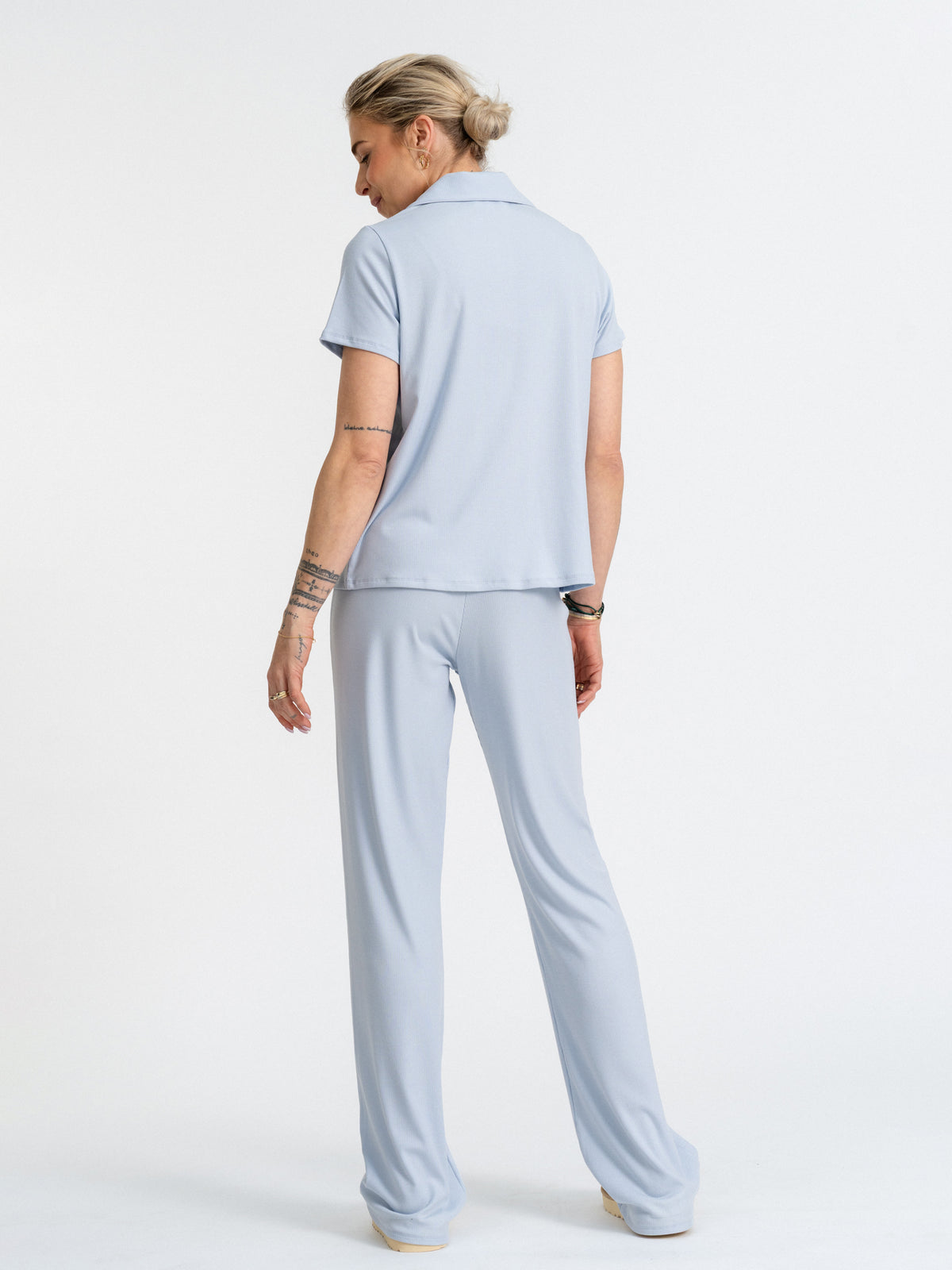 Joluun Studio Kristin Loungewear Hose hellblau - Damen Schlafazughose kombiniert mit Schlafhemd Patricia